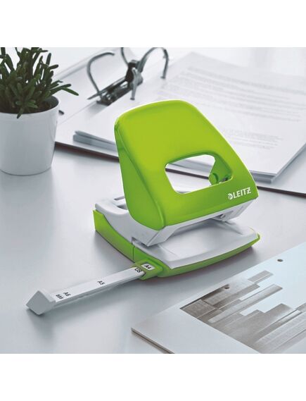 Perforator de birou, metalic, 30 coli, verde, LEITZ WOW 5008, Culoare: Verde-[2]