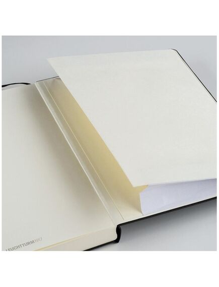 Caiet cu elastic A6, 94 file, velin, negru, LEUCHTTURM1917-[2]